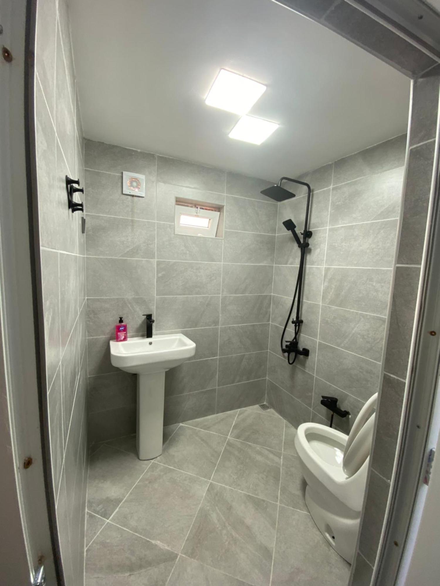 Hotel Beaming_House Şǝki Zewnętrze zdjęcie